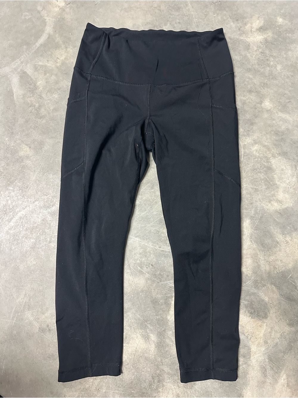 Women’s unknown name black athletic pants, medium